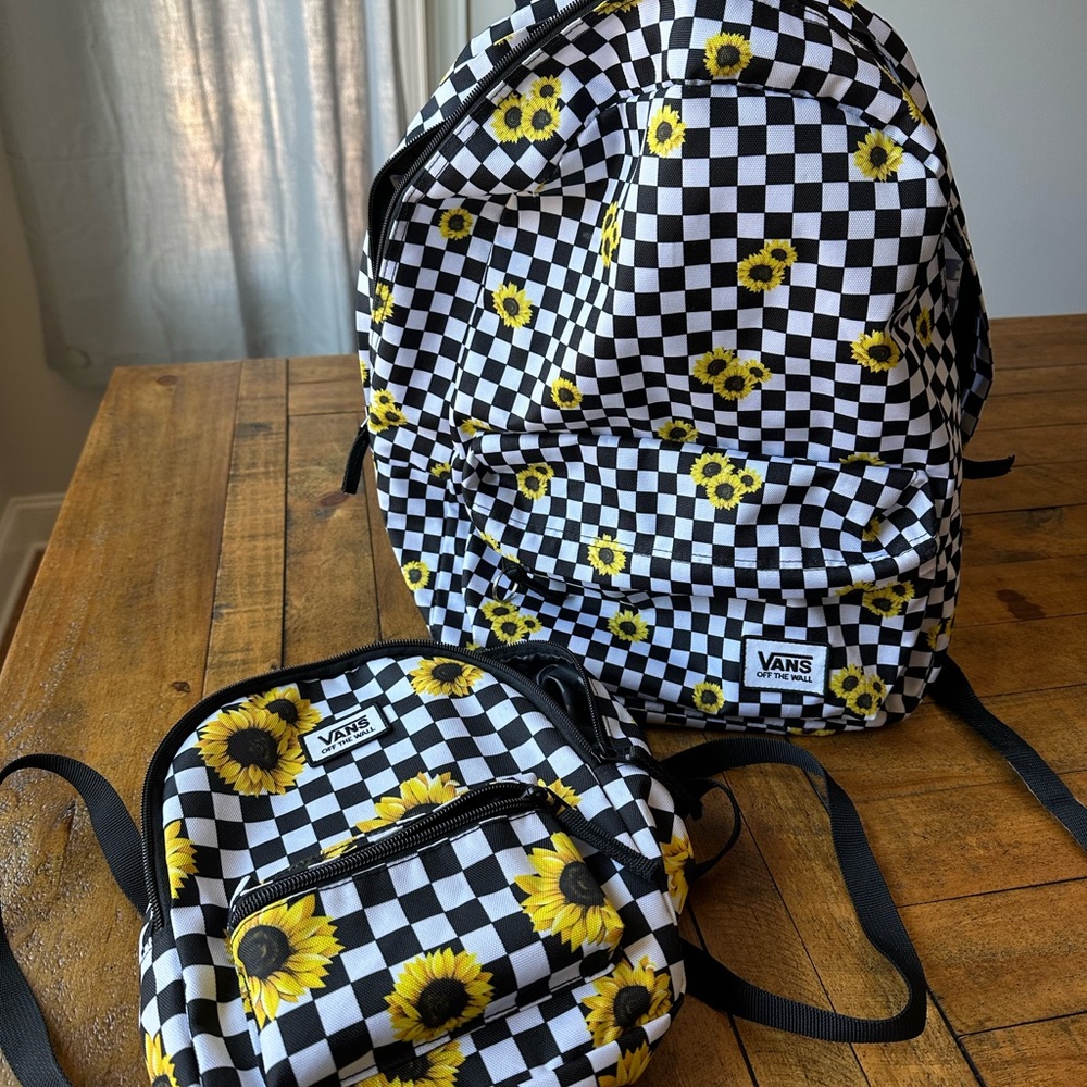 Vans Backpack with matching mini backpack